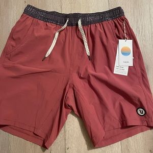 Vuori Kore Saltwater Red Shorts size Medium